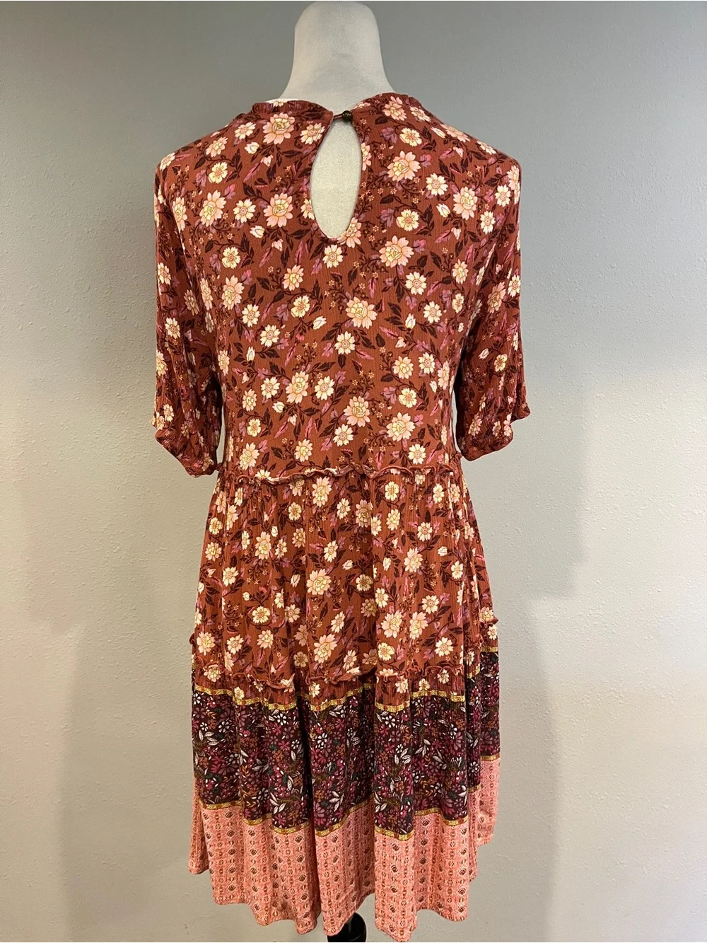 Knox Rose short sleeves Floral V-Neck‎ mini Dress size extra small